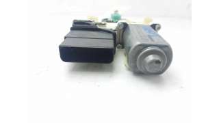 MOTOR ELEVALUNAS TRASERO IZQUIERDO VOLKSWAGEN TOURAN (2003-2010) - L.8186028 / 1K0959703E