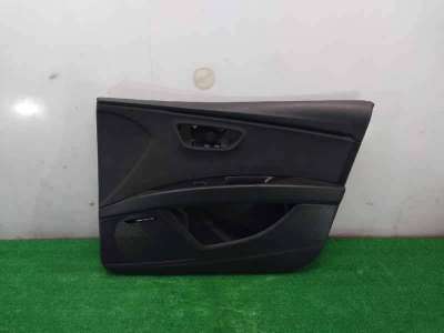 GUARNECIDO PUERTA DELANTERA DERECHA SEAT LEON (2014-) 1.4 TSI 125CV 1395CC - L.8190307 / 5F4867132