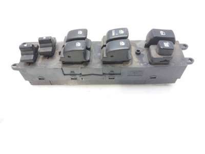MANDO ELEVALUNAS DELANTERO IZQUIERDO KIA CARNIVAL / GRAND CARNIVAL III (2006-) 2.9 CRDI 185CV 2902CC - L.8192663 / 935704D0