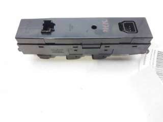 MANDO ELEVALUNAS DELANTERO IZQUIERDO KIA CARNIVAL / GRAND CARNIVAL III (2006-) 2.9 CRDI 185CV 2902CC - L.8192663 / 935704D0