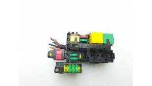 CAJA RELES / FUSIBLES PEUGEOT 3008 SUV (2016-) 2.0 BLUEHDI 180 181CV 1997CC - L.8193505 / 9806192580