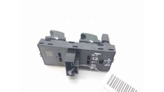 MANDO ELEVALUNAS DELANTERO IZQUIERDO OTROS VEHICULOS - L.8193684 / 5G0959857C