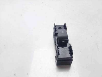 MANDO ELEVALUNAS DELANTERO DERECHO HYUNDAI I30 FASTBACK (2017-) - L.8200113 / 93581G3010