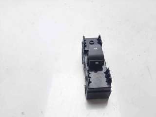 MANDO ELEVALUNAS DELANTERO DERECHO HYUNDAI I30 FASTBACK (2017-) - L.8200113 / 93581G3010
