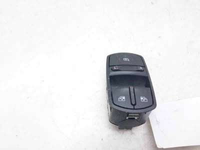 MANDO ELEVALUNAS DELANTERO IZQUIERDO OPEL CORSA D (2006-2014) 1.3 CDTI (L08, L68) 75CV 1248CC - L.8205060 / 13258521AA