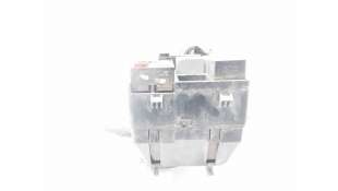 CAJA RELES / FUSIBLES FORD MONDEO III (2000-2007) 2.0 16V TDDI / TDCI 115CV 1998CC - L.8208302 / 1S7T14A142AA 2