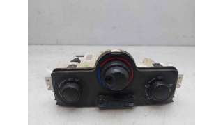 MANDO CALEFACCION /  AIRE ACONDICIONADO RENAULT MEGANE II (2002-2008) 1.4 16V (BM0B, CM0B) 98CV 1390CC - L.8210335 / 770105