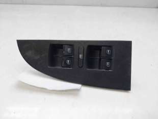 MANDO ELEVALUNAS DELANTERO IZQUIERDO SEAT LEON (2005-2010) 2.0 TDI 140CV 1968CC - L.8211715 / 1K4959857B