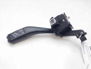 MANDO INTERMITENTES SEAT LEON (2005-2010) 2.0 TDI 140CV 1968CC - L.8211718 / 1K0953513F
