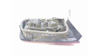 PILOTO TRASERO DERECHO INTERIOR RENAULT LAGUNA II (2005-2007) 1.9 DCI (BG1A, BG1V) 130CV 1870CC - L.8211832 / 8200002476