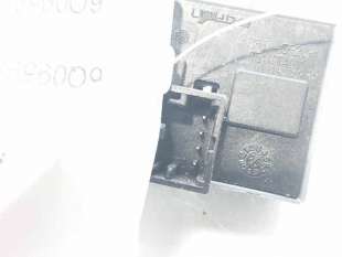 MANDO ELEVALUNAS DELANTERO IZQUIERDO SEAT IBIZA III (2002-2009) 1.9 TDI 100CV 1896CC - L.8213293 / 6Q0959858 2