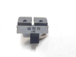 MANDO ELEVALUNAS DELANTERO IZQUIERDO SEAT IBIZA III (2002-2009) 1.9 TDI 100CV 1896CC - L.8213293 / 6Q0959858