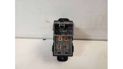 MANDO ELEVALUNAS TRASERO DERECHO HYUNDAI I20  - M.766896 / 93580C8000