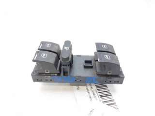 MANDO ELEVALUNAS DELANTERO IZQUIERDO VOLKSWAGEN PASSAT (2005-2010) 2.0 TDI 16V 140CV 1968CC - L.8213788 / 1K4959857R