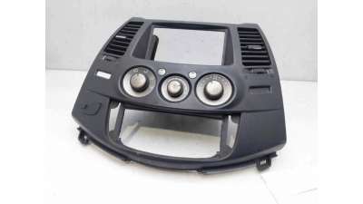 CONSOLA CENTRAL MITSUBISHI GRANDIS (2005-2010) 2.0 DI-D (NA8W) 136CV 1968CC - L.8214004 / 8002A514