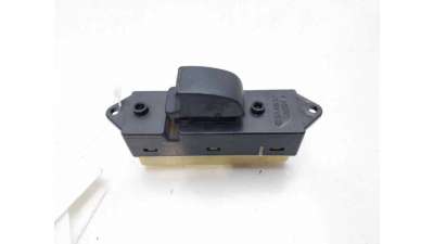 MANDO ELEVALUNAS TRASERO IZQUIERDO MITSUBISHI GRANDIS (2005-2010) 2.0 DI-D (NA8W) 136CV 1968CC - L.8214009 / 8608A024