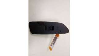 MANDO ELEVALUNAS DELANTERO DERECHO TOYOTA AURIS  - M.768499 / 7423102530