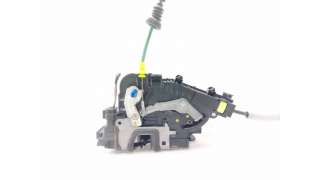 CERRADURA PUERTA DELANTERA IZQUIERDA MERCEDES-BENZ CLASE C (2013-) - L.8215705 / A2220063999
