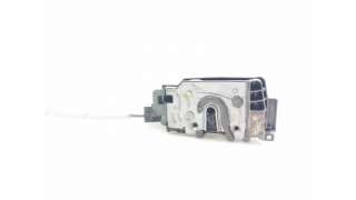 CERRADURA PUERTA DELANTERA IZQUIERDA MERCEDES-BENZ CLASE C (2013-) - L.8215705 / A2220063999