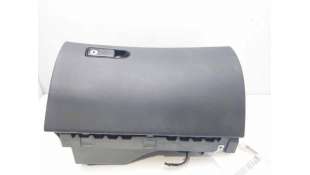 GUANTERA MERCEDES-BENZ CLASE C (2013-) - L.8215818 / A2056803205