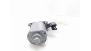 MOTOR ELEVALUNAS DELANTERO DERECHO MERCEDES-BENZ CLASE C (2013-) - L.8215960 / A0009065706 2