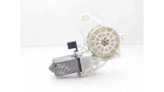 MOTOR ELEVALUNAS DELANTERO IZQUIERDO MERCEDES-BENZ CLASE C (2013-) - L.8215968 / A0009065806