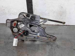 ELEVALUNAS DELANTERO DERECHO HYUNDAI SANTA FÉ I (2001-2006) 2.0 CRDI 4X4 113CV 1991CC - L.8220129 / 8248026050