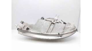 FARO DERECHO FORD MONDEO II SEDÁN (1996-2000) 1.8 TD 90CV 1753CC - L.8221080 / 98BG13005FD