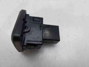 MANDO ELEVALUNAS DELANTERO DERECHO FIAT 500 (2010-) 1.2 LPG 69CV 1242CC - L.8223259 / 735450602 2