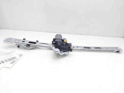ELEVALUNAS TRASERO DERECHO MERCEDES-BENZ CLASE M (1999-2005) ML 270 CDI (163.113) 163CV 2685CC - L.8223548 / 1637300246