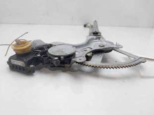 ELEVALUNAS TRASERO DERECHO TOYOTA COROLLA VERSO (2005-2009) 2.2 D-4D (AUR10) 136CV 2231CC - L.8223786 / 698300F020 2