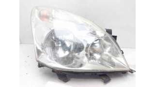 FARO DERECHO TOYOTA COROLLA VERSO (2005-2009) 2.2 D-4D (AUR10) 136CV 2231CC - L.8223795 / 811300F010