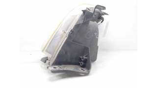 FARO DERECHO TOYOTA COROLLA VERSO (2005-2009) 2.2 D-4D (AUR10) 136CV 2231CC - L.8223795 / 811300F010