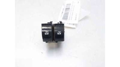MANDO ELEVALUNAS DELANTERO IZQUIERDO RENAULT MEGANE II FURGÓN/RANCHERA FAMILIAR (2003-2009) - L.8224866 / 8200315013