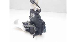CERRADURA PUERTA TRASERA IZQUIERDA VOLKSWAGEN TOURAN (2010-2015) - L.8227559 / 7L0839015J