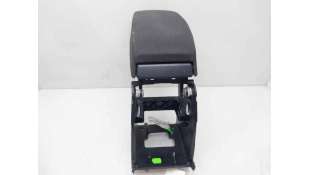 APOYABRAZOS CENTRAL SKODA YETI (2009-2017) - L.8228008 / 5L0864207B