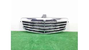REJILLA DELANTERA MERCEDES-BENZ CLASE E (2009-2016) E 220 CDI / BLUETEC (212.001, 212.002) 170CV 2143CC - L.8234291 / 21288
