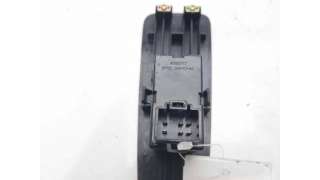 MANDO ELEVALUNAS TRASERO DERECHO SSANGYONG REXTON (2004-) 2.7 XDI 163CV 2696CC - L.8236266 / 8584008100