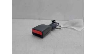 ANCLAJE CINTURON TRASERO OTROS VEHICULOS - L.8237313 / 878164678R