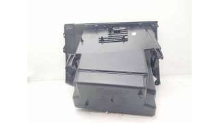 GUANTERA OTROS VEHICULOS - L.8237498 / 685008544R