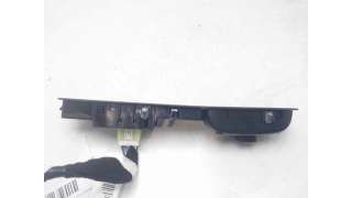 MANDO ELEVALUNAS DELANTERO IZQUIERDO OTROS VEHICULOS - L.8237557 / 809611089R