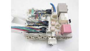 CAJA RELES / FUSIBLES TOYOTA AURIS (2006-2012) 2.0 D-4D (ADE150) 126CV 1998CC - L.8238239 / 8273002150A