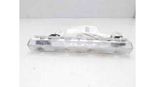 LUZ CENTRAL DE FRENO TOYOTA AURIS (2006-2012) 2.0 D-4D (ADE150) 126CV 1998CC - L.8238308 / 8100612011