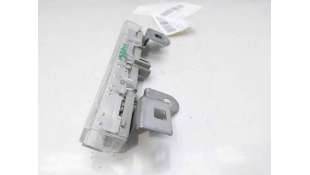 LUZ CENTRAL DE FRENO TOYOTA AURIS (2006-2012) 2.0 D-4D (ADE150) 126CV 1998CC - L.8238308 / 8100612011 2