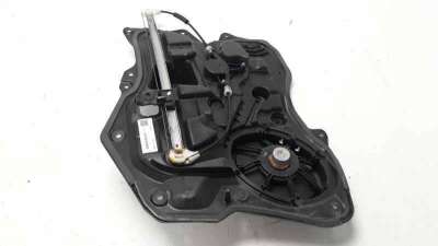 ELEVALUNAS TRASERO DERECHO MAZDA 3 LIM.  - M.798635 / BBM472590