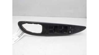MANDO ELEVALUNAS DELANTERO IZQUIERDO NISSAN PRIMERA (2002-2006) 1.6 109CV 1597CC - L.8246108 / 25401AV640