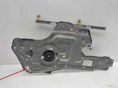 ELEVALUNAS DELANTERO DERECHO HYUNDAI TRAJET (2000-2008) 2.0 136CV 1997CC - L.8246677 / 824803A000