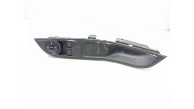 MANDO ELEVALUNAS DELANTERO IZQUIERDO FORD FOCUS III (2014-) 1.5 TDCI 95CV 1499CC - L.8247389 / DT1T14A132FA
