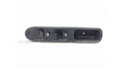 MANDO ELEVALUNAS DELANTERO IZQUIERDO PEUGEOT 307 (2001-2005) 1.4 HDI 68CV 1398CC - L.8249442 / 96351623XT