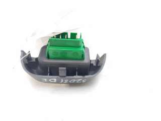 MANDO ELEVALUNAS DELANTERO IZQUIERDO CITROEN C1 (2005-2014) 1.4 HDI 54CV 1398CC - L.8250473 / 742320H010